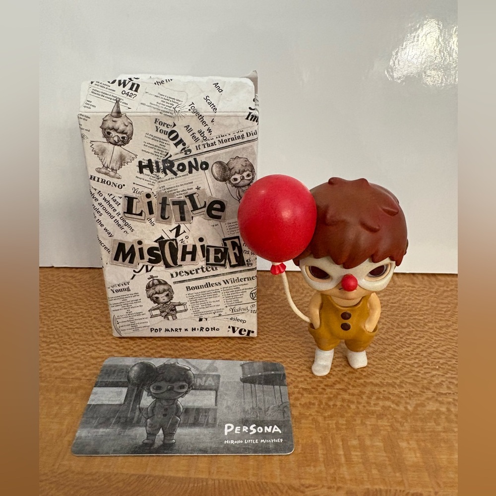 Hirono•Persona• Clown with Red Balloon • Little Mischief Series - Picture 3 of 5